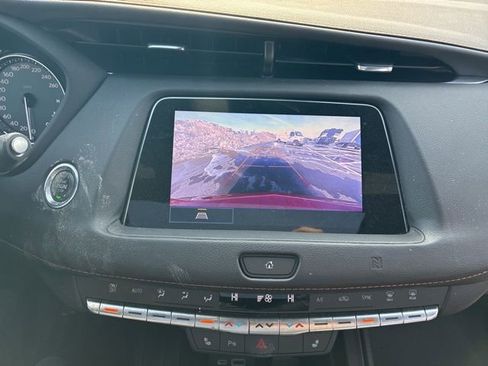 Used 2021 Cadillac XT4 Sport image 27