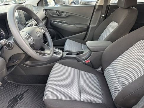 Certified 2022 Hyundai Kona SE image 18