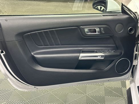 Used 2021 Ford Mustang Premium image 15