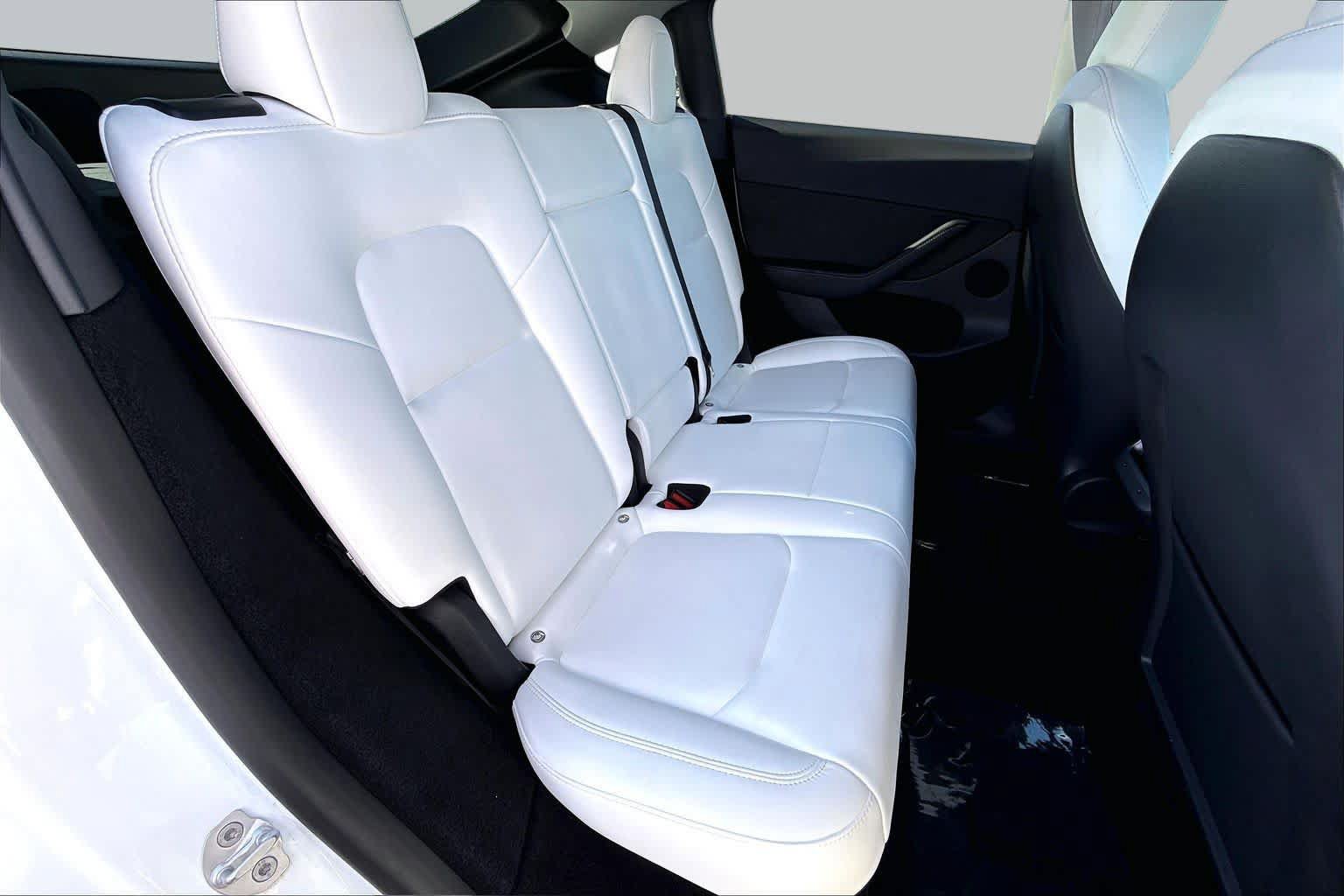 Used 2023 Tesla Model Y Long Range AWD/4WD image 18