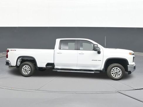 Used 2025 Chevrolet Silverado 2500 LT w/ Safety Package AWD/4WD image 20