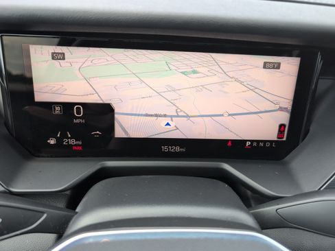 Used 2025 GMC Acadia Elevation FWD image 38