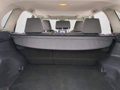 Certified 2021 Toyota RAV4 XLE w/ Convenience Package FWD image 6