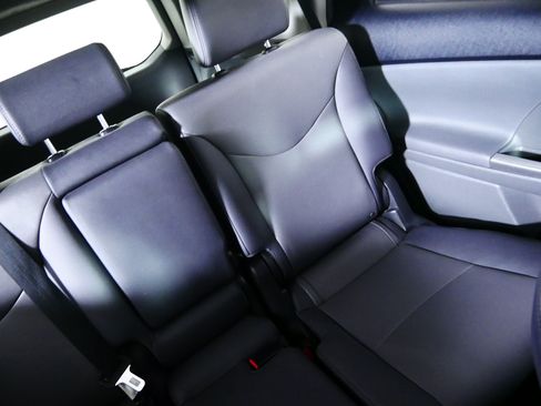 Used 2012 Toyota Prius V Five FWD image 14