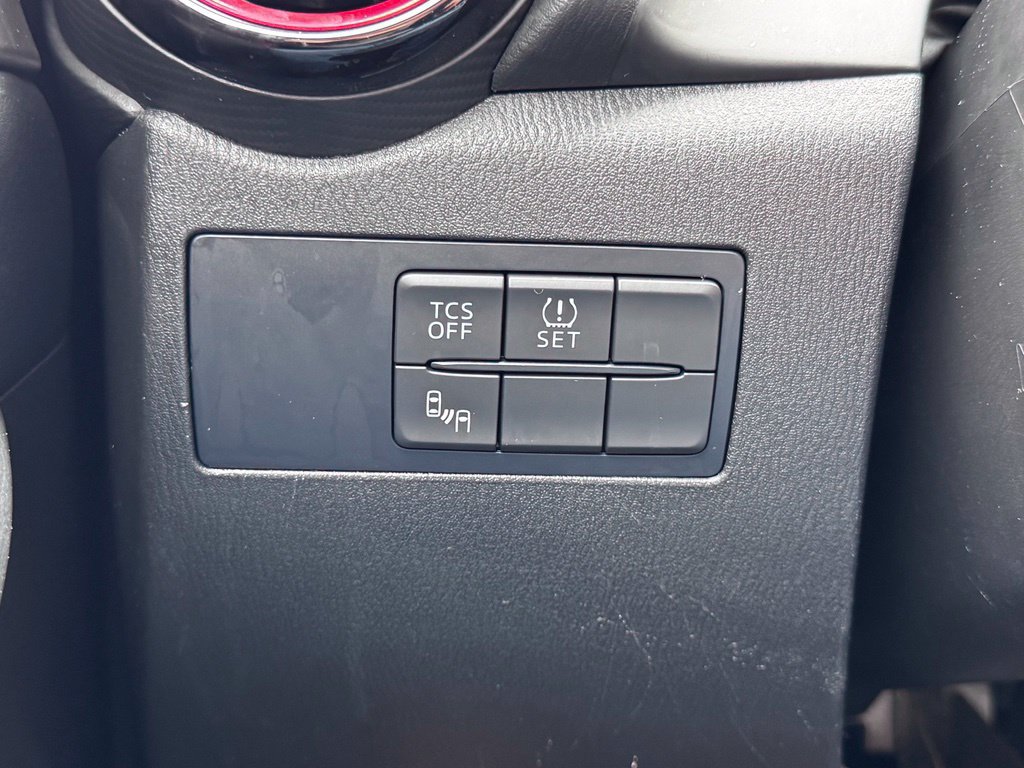 Used 2017 MAZDA CX-3 Touring w/ Premium Package FWD image 32