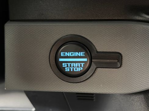 Certified 2022 Ford Bronco Black Diamond AWD/4WD image 24