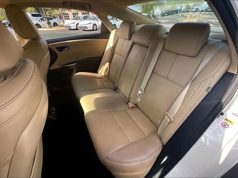 Used 2013 Toyota Avalon Limited image 26