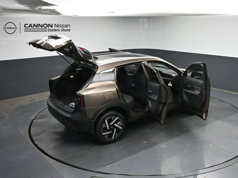 New 2026 Nissan Kicks SV w/ SV Premium Package FWD image 41