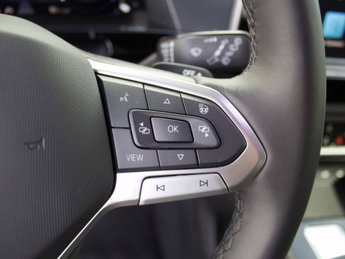 New 2026 Volkswagen Atlas Cross Sport SEL R-Line image 17