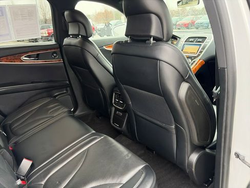 Used 2019 Lincoln Nautilus Reserve image 36