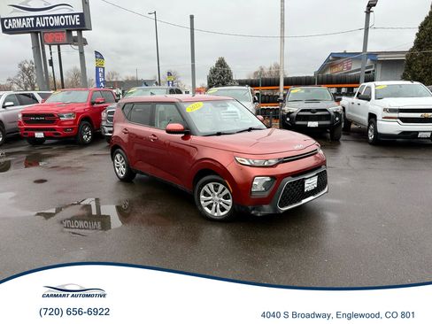 Used 2022 Kia Soul LX image 1