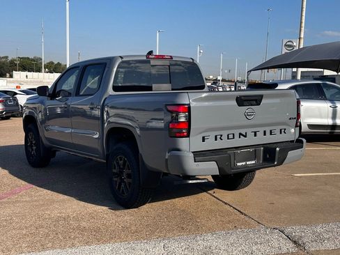 New 2026 Nissan Frontier SV AWD/4WD image 6