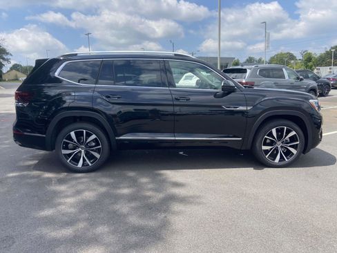 New 2026 Volkswagen Atlas SEL Premium R-Line image 10