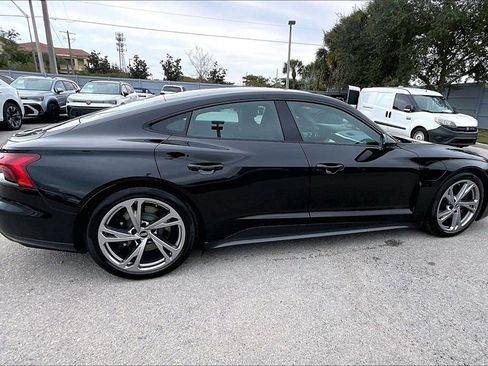 Certified 2023 Audi e-tron GT Premium Plus image 4