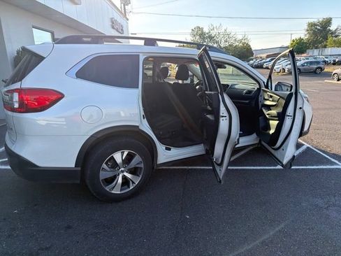 Used 2023 Subaru Ascent Premium w/ Convenience Package AWD/4WD image 10