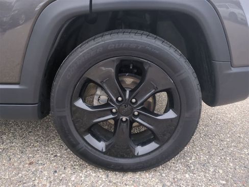 Certified 2019 Jeep Compass Altitude image 14