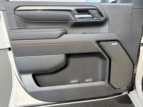 New 2026 GMC Sierra 2500 AT4 w/ AT4 Premium Plus Package image 17