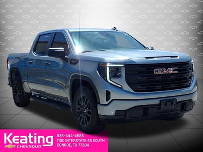 Used 2024 GMC Sierra 1500 Pro w/ Graphite Edition