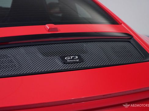 Used 2019 Porsche 911 GT3 RWD image 8