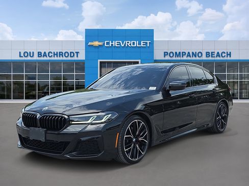 Used 2023 BMW 530i w/ M Sport Package RWD image 3