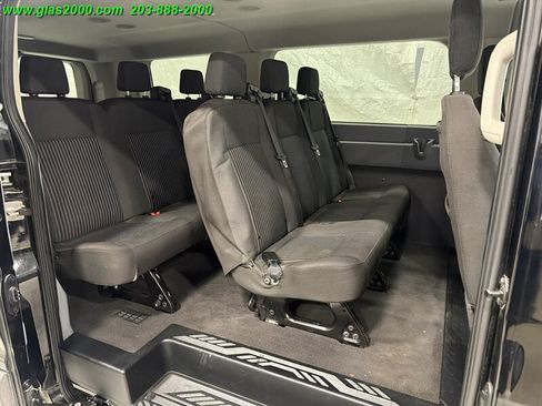 Used 2019 Ford Transit 150 XL RWD image 9