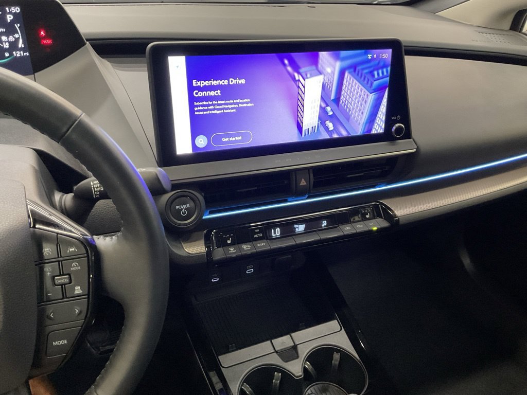 Used 2024 Toyota Prius XLE AWD/4WD image 14
