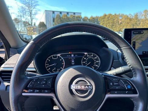 Certified 2024 Nissan Altima 2.5 SL image 12