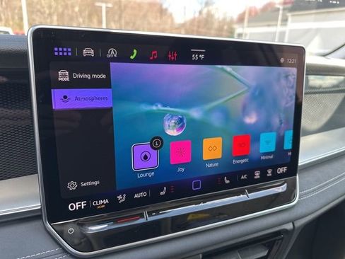 New 2026 Volkswagen Tiguan SE AWD/4WD image 20