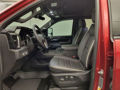 Used 2026 GMC Sierra 2500 AT4X AWD/4WD image 5