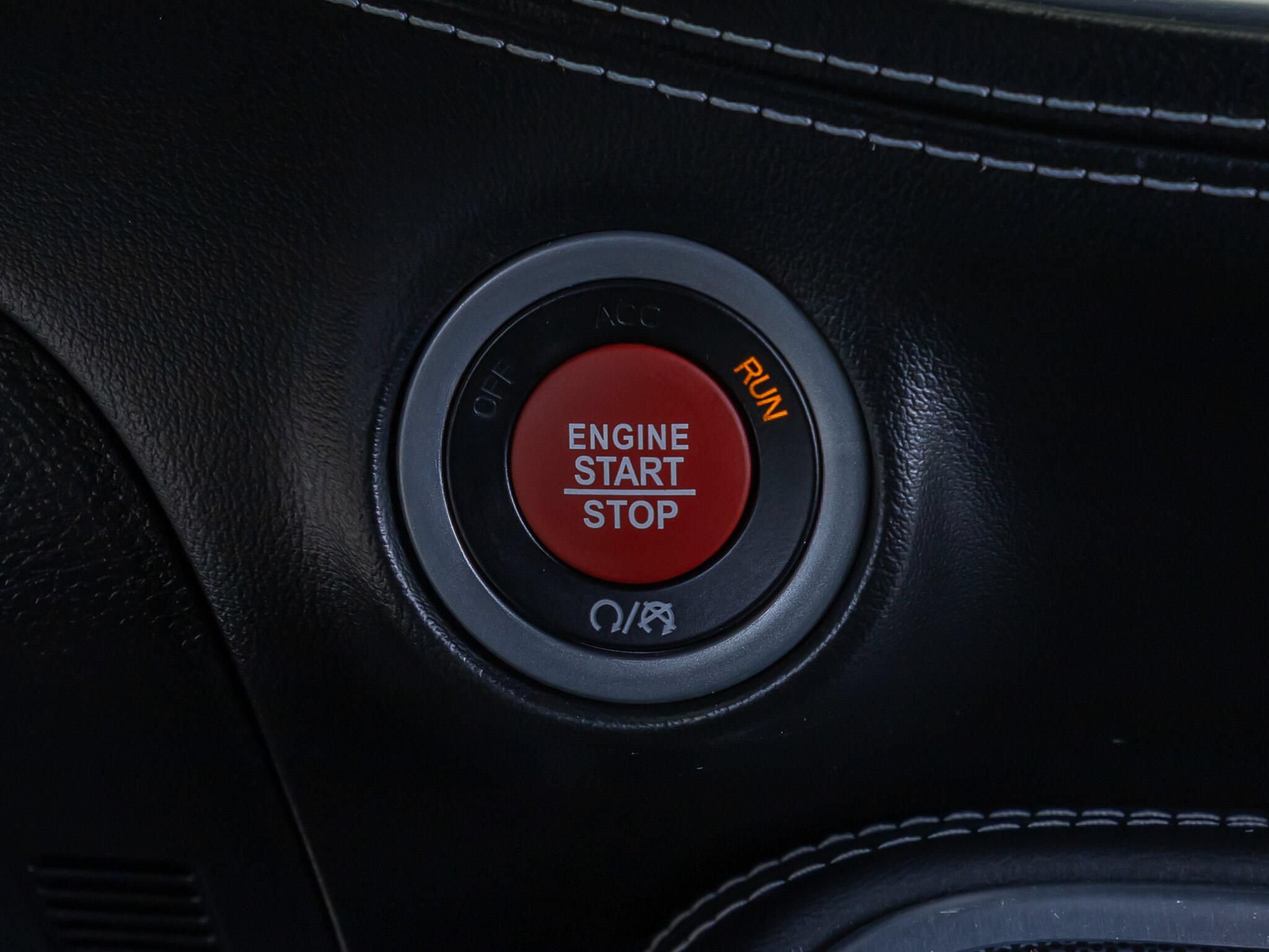 Used 2023 Dodge Challenger SRT Hellcat w/ Driver Convenience Group RWD image 18