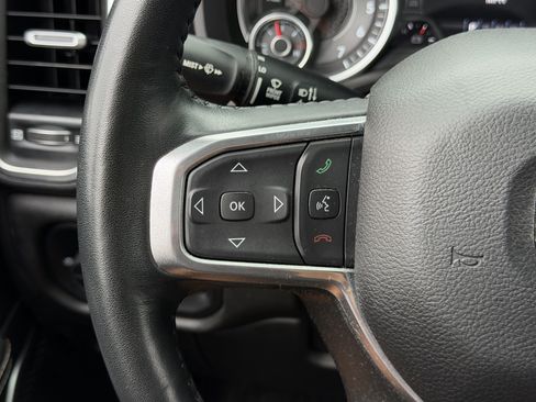 Used 2023 RAM 1500 Laramie AWD/4WD image 17