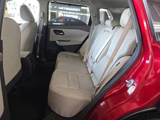 Used 2023 Nissan Rogue SL w/ SL Premium Package FWD image 13