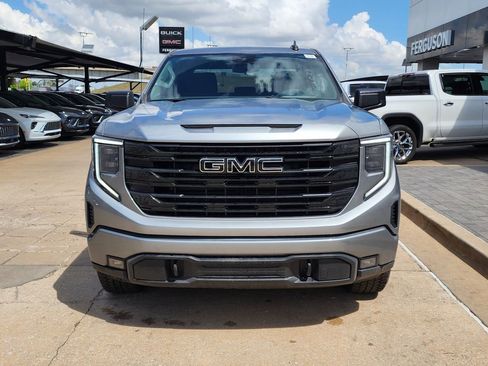 New 2026 GMC Sierra 1500 Elevation w/ LPO, Elevation Black Package AWD/4WD image 9