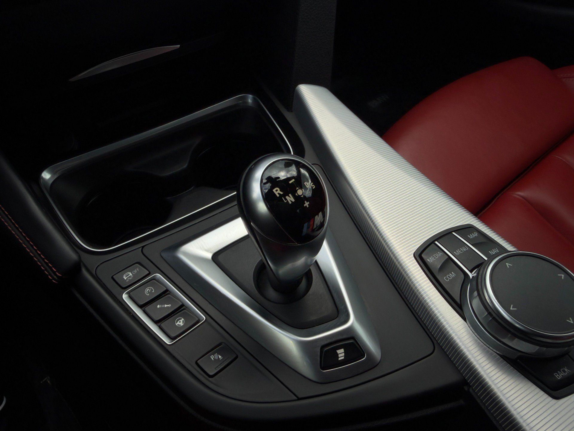 Used 2019 BMW M4 Convertible w/ Competition Package RWD image 26