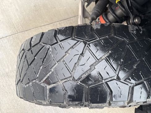 Used 2019 Ford F150 Raptor w/ Equipment Group 802A Luxury image 6