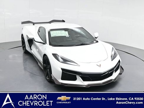New 2025 Chevrolet Corvette Z06 w/ Z07 Performance Package RWD image 35