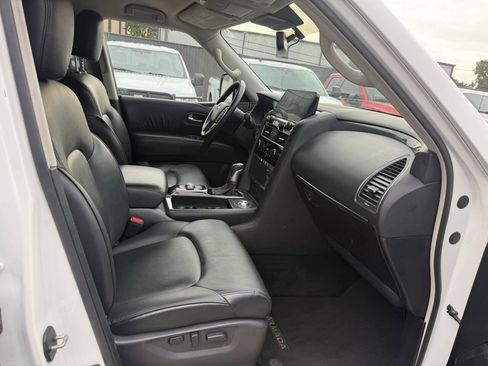 Used 2023 Nissan Armada SV RWD image 10