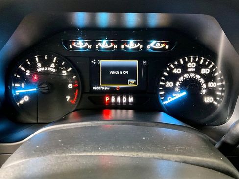 Certified 2018 Ford F150 XL w/ Equipment Group 101A Mid image 16