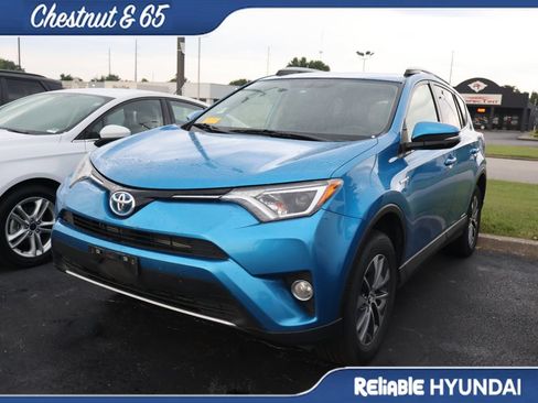 Used 2016 Toyota RAV4 XLE AWD/4WD image 10