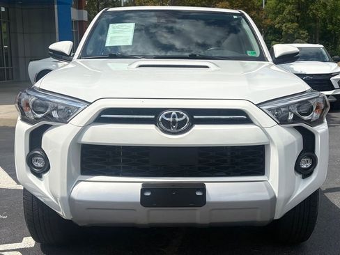 Used 2024 Toyota 4Runner TRD Off-Road Premium w/ Moonroof Package AWD/4WD image 3