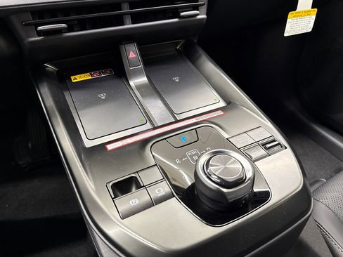 New 2026 Subaru Solterra Premium image 22