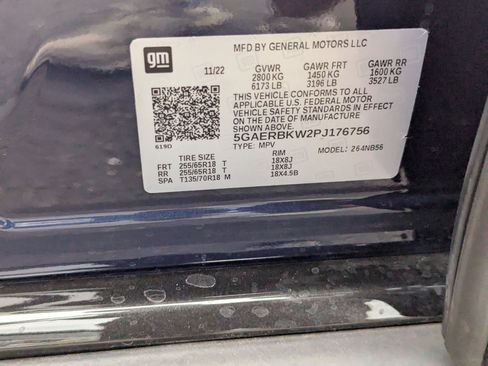 Used 2023 Buick Enclave Essence FWD image 10