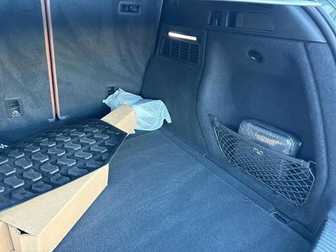 Used 2022 Audi Q5 2.0T Premium Plus w/ Premium Plus Package image 20