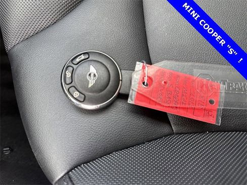 Used 2013 MINI Cooper S image 28