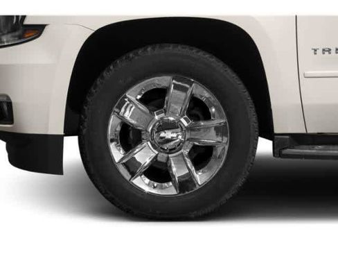 Used 2015 Chevrolet Tahoe LTZ AWD/4WD image 15