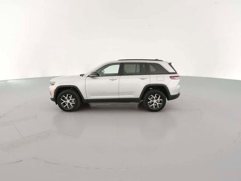 New 2025 Jeep Grand Cherokee Limited image 6