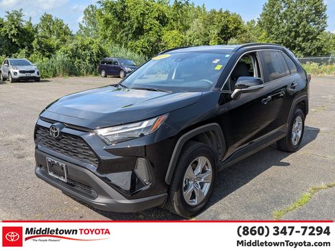 Certified 2025 Toyota RAV4 XLE AWD/4WD image 7
