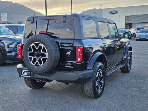 Used 2022 Ford Bronco Outer Banks AWD/4WD image 3