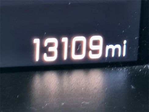 Used 2024 Chevrolet Colorado ZR2 w/ Technology Package image 26