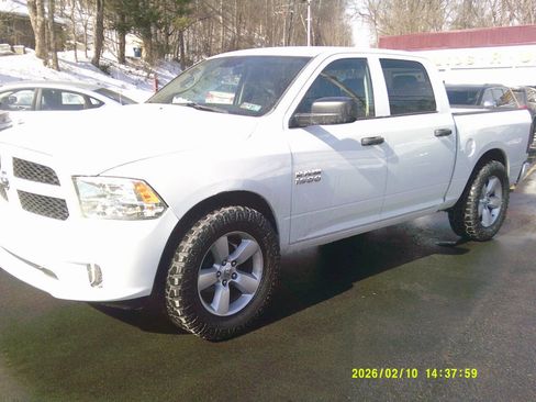 Used 2015 RAM 1500 Express image 1